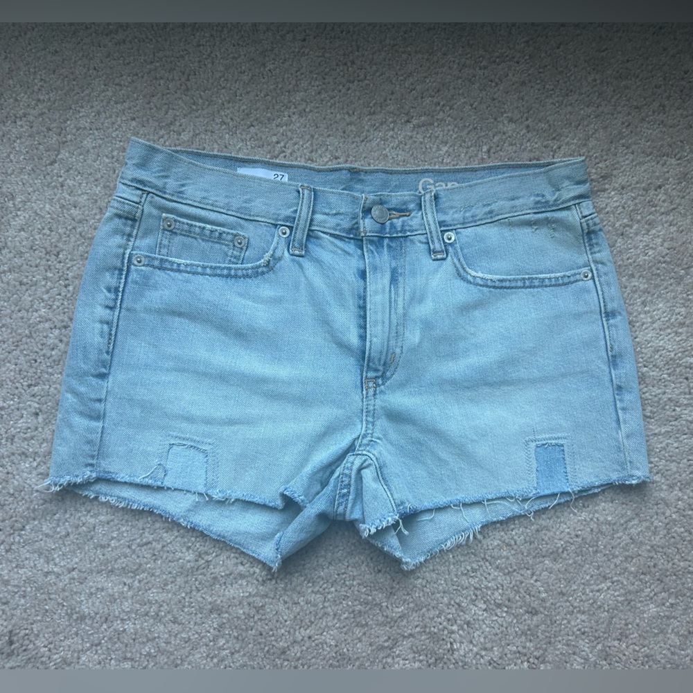 GAP Mid Rise Slim Denim Shorts